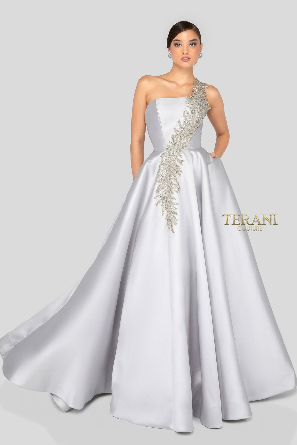Terani Couture Style 1912E9202 Evening Gown front view